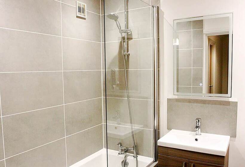 The Bridge Apartments By Paymán Club