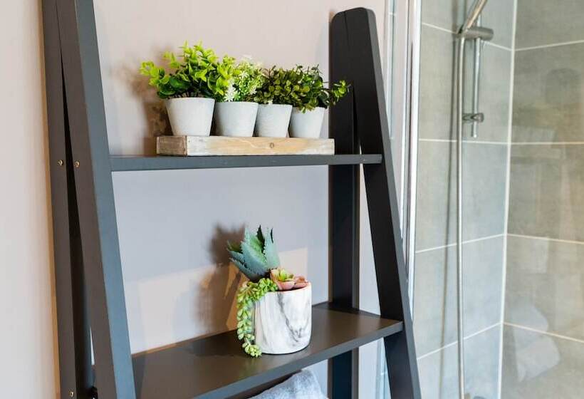 The Bridge Apartments By Paymán Club