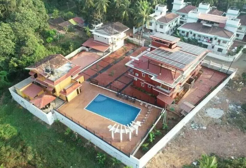 Hotelli Cliff Heaven