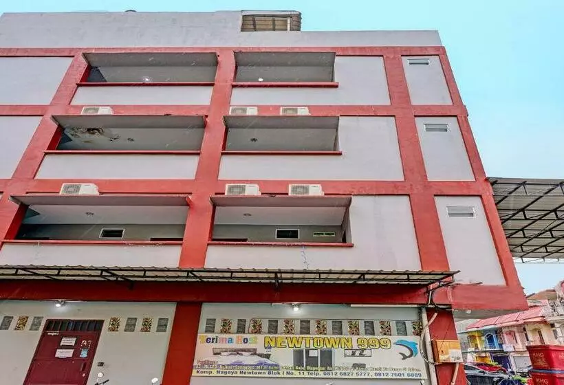 Hotelli Oyo 92210 New Town Syariah