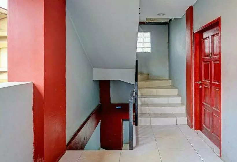 Hotelli Oyo 92210 New Town Syariah