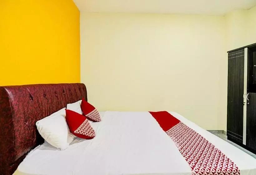 Hotelli Oyo 92210 New Town Syariah