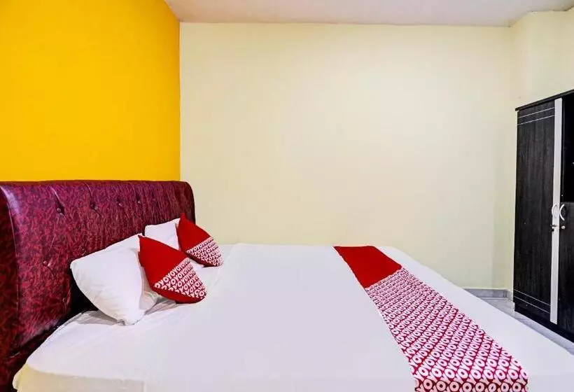 Hotelli Oyo 92210 New Town Syariah