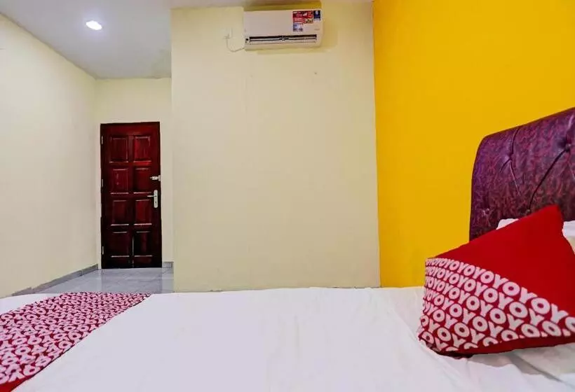 Hotelli Oyo 92210 New Town Syariah