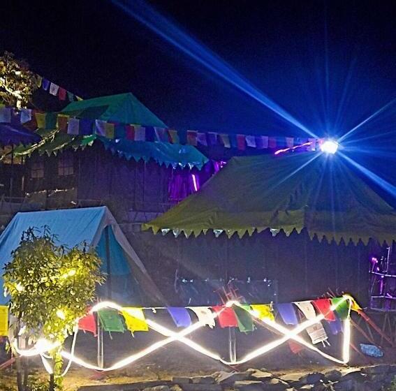 ホテル Spot On Ferns Camp