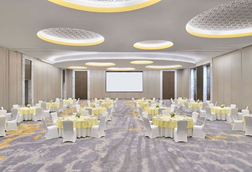 Отель The Westin Resort & Spa, Himalayas