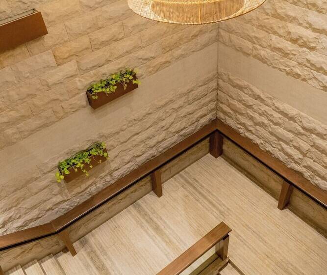 Отель The Westin Resort & Spa, Himalayas