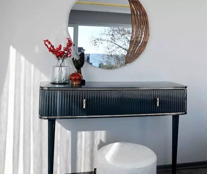 ホテル Via çırağan