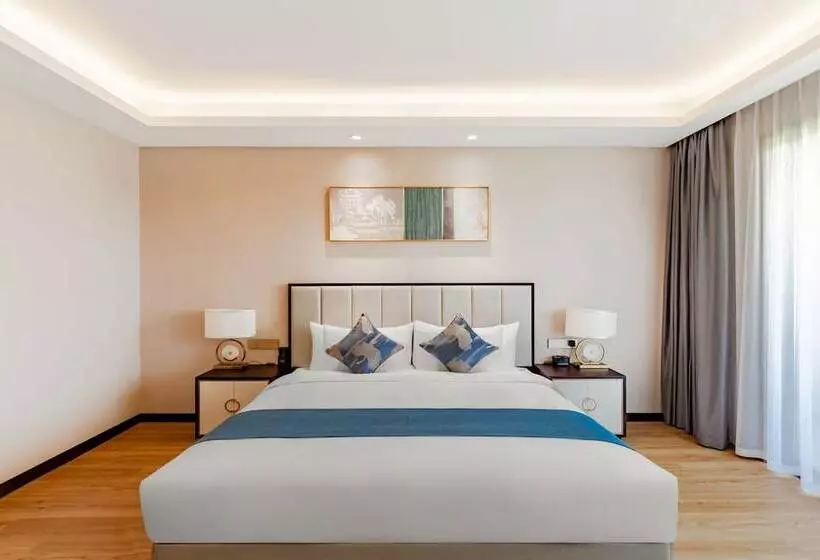 Howard Johnson Lakeview Hotel Huaibei