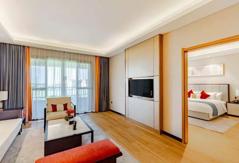 Howard Johnson Lakeview Hotel Huaibei