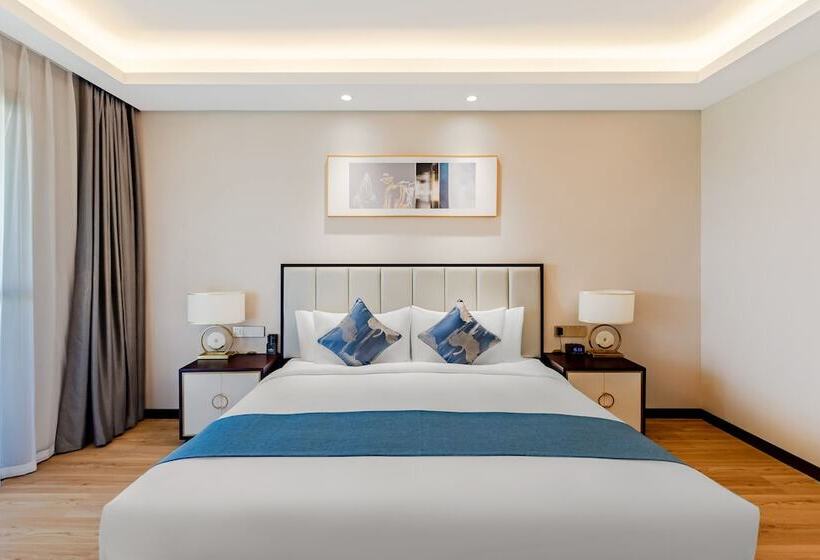 Howard Johnson Lakeview Hotel Huaibei