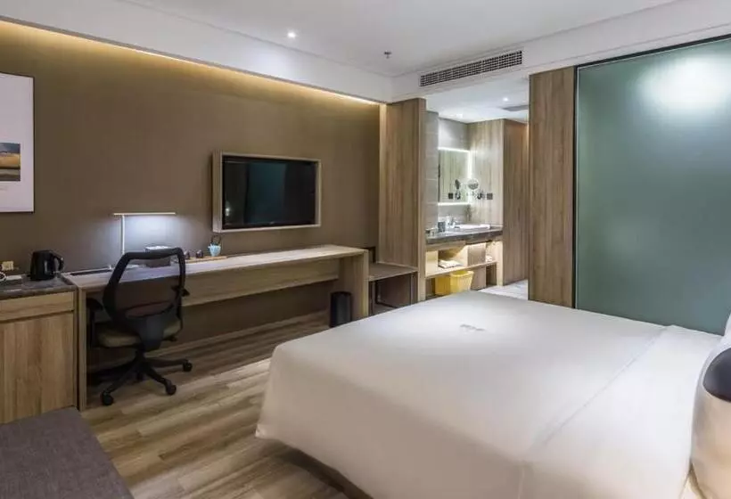 Atour Hotel Weihai Stone Island