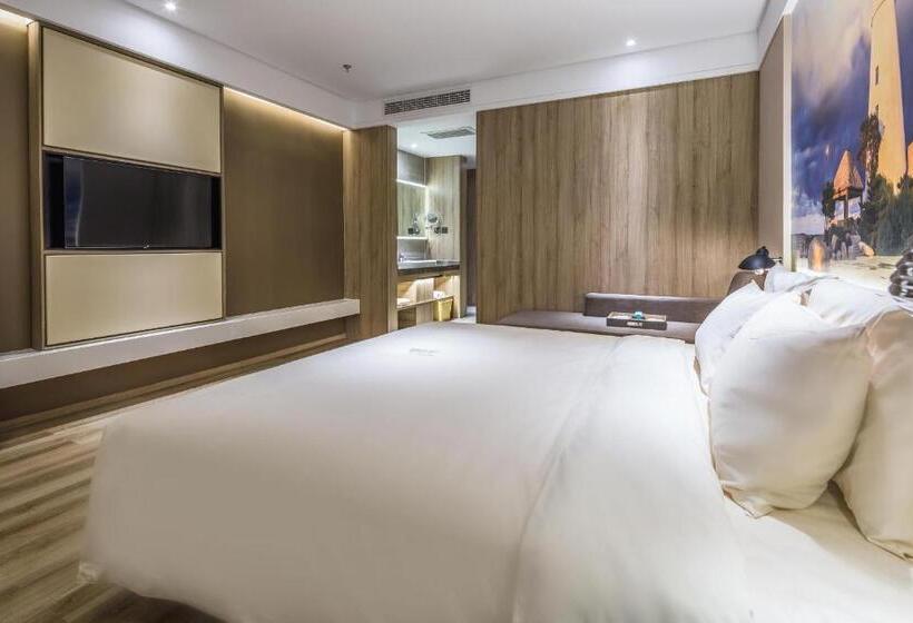 Atour Hotel Weihai Stone Island