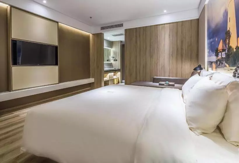 Atour Hotel Weihai Stone Island