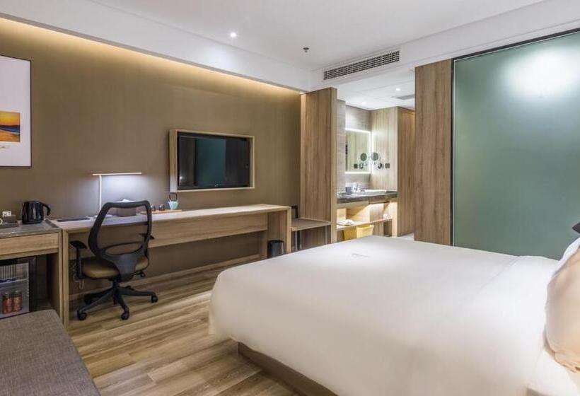 Atour Hotel Weihai Stone Island