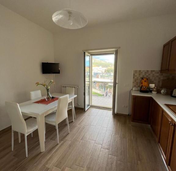 مبيت وإفطار Bed&breakfast Del Viaggiatore