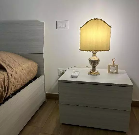 ベッドアンドブレックファースト Bed&breakfast Del Viaggiatore