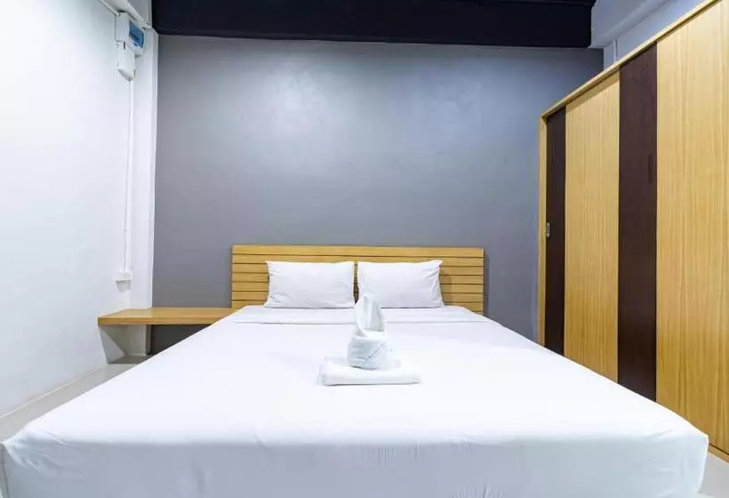 Cs Klongtoey Grand Resort