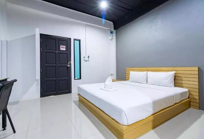 Cs Klongtoey Grand Resort