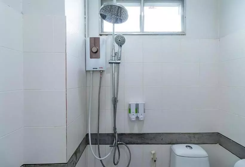 Cs Klongtoey Grand Resort