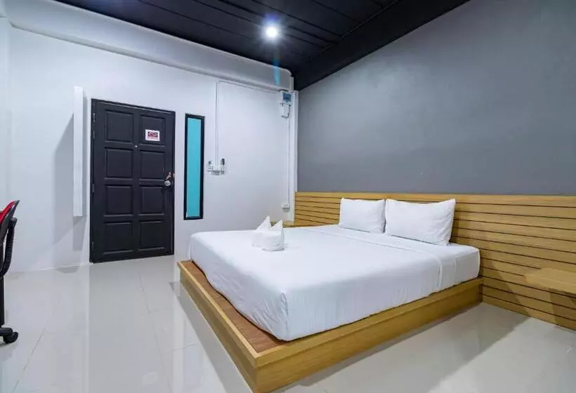 Cs Klongtoey Grand Resort