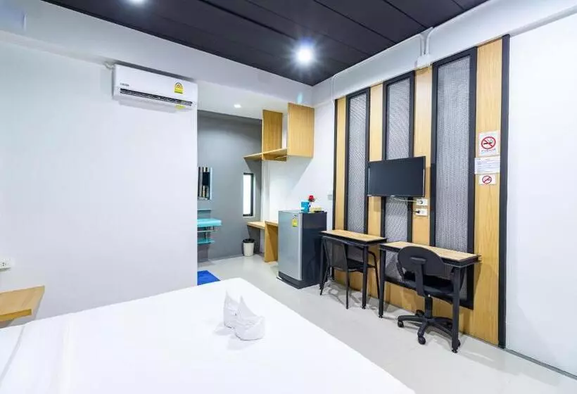 Cs Klongtoey Grand Resort