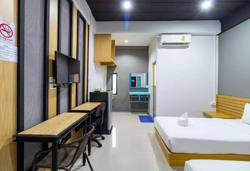 Cs Klongtoey Grand Resort