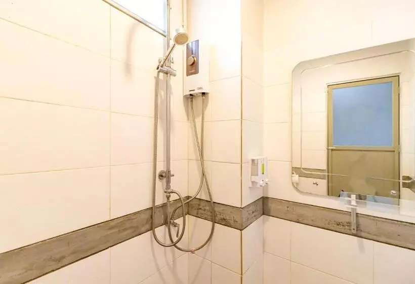 Cs Klongtoey Grand Resort