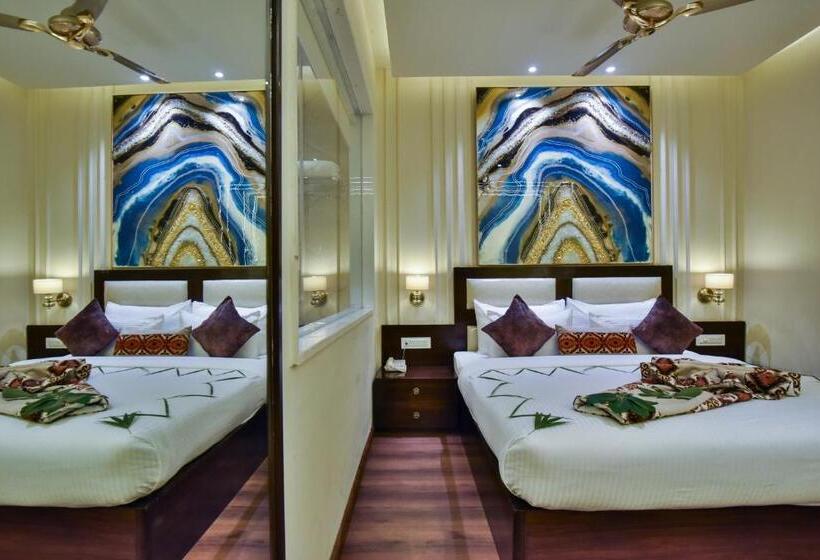 Hotel Br Grand With Nimo Club Amritsar 5 Mint From Golden Temple