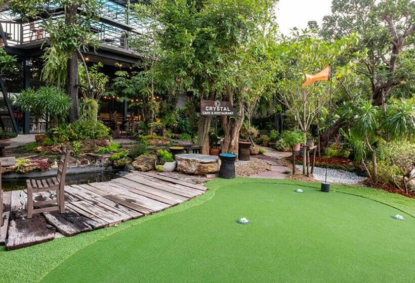 Otel Crystal Resort Korat