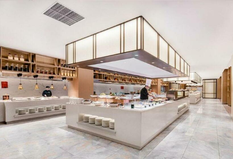 ホテル Hentique Resort & Spa