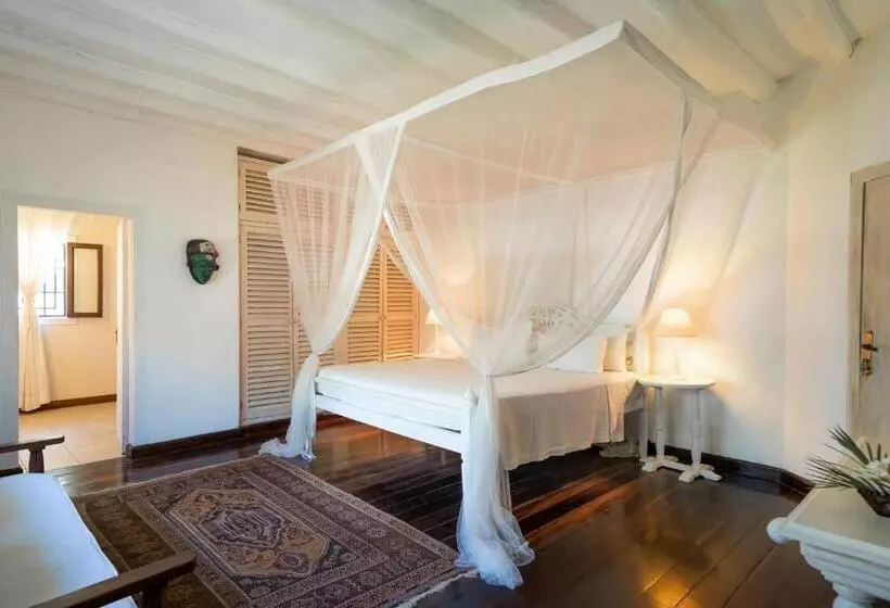 Lion In The Sun Boutique Hotel & Spa