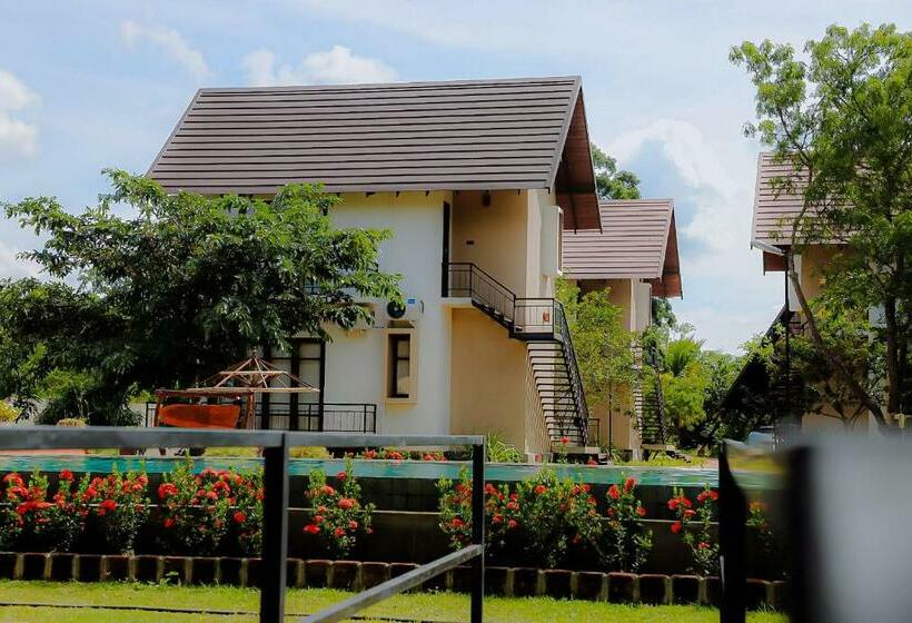 فندق Lolu Village Resort