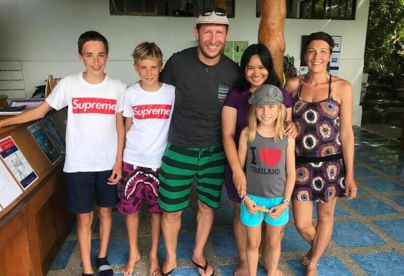 Отель Tree House Bungalows Koh Tao