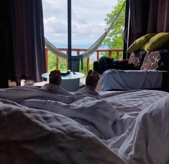 Отель Tree House Bungalows Koh Tao