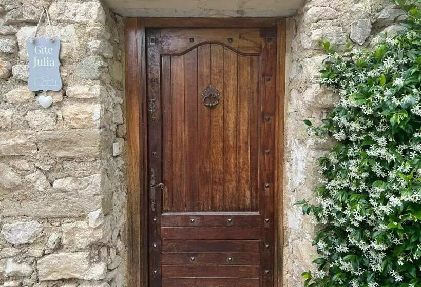 Majatalo Le Mas De La Vinçane
