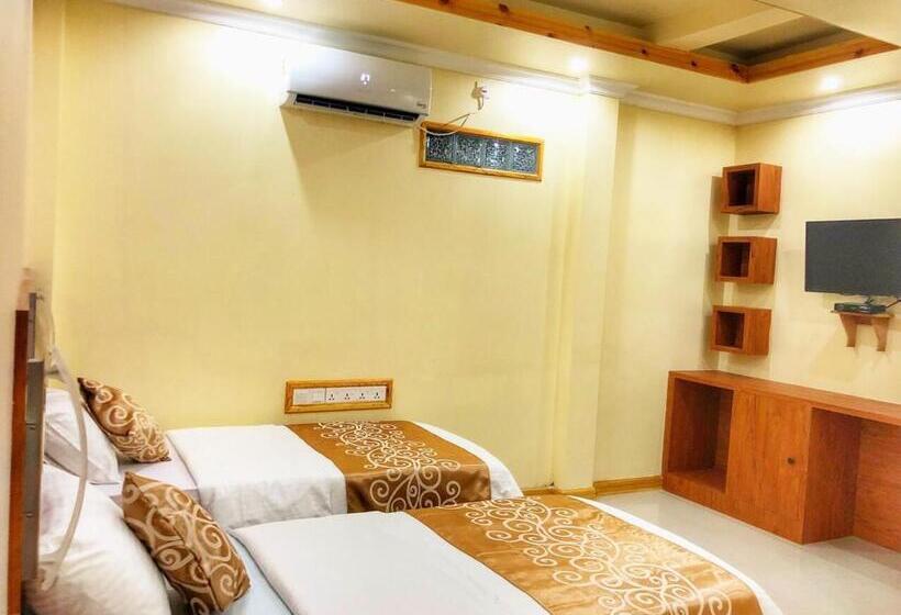 پانسیون Mariana Inn