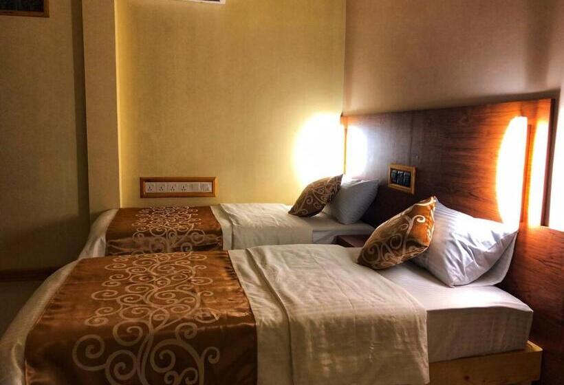 پانسیون Mariana Inn