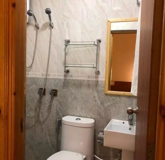 پانسیون Mariana Inn