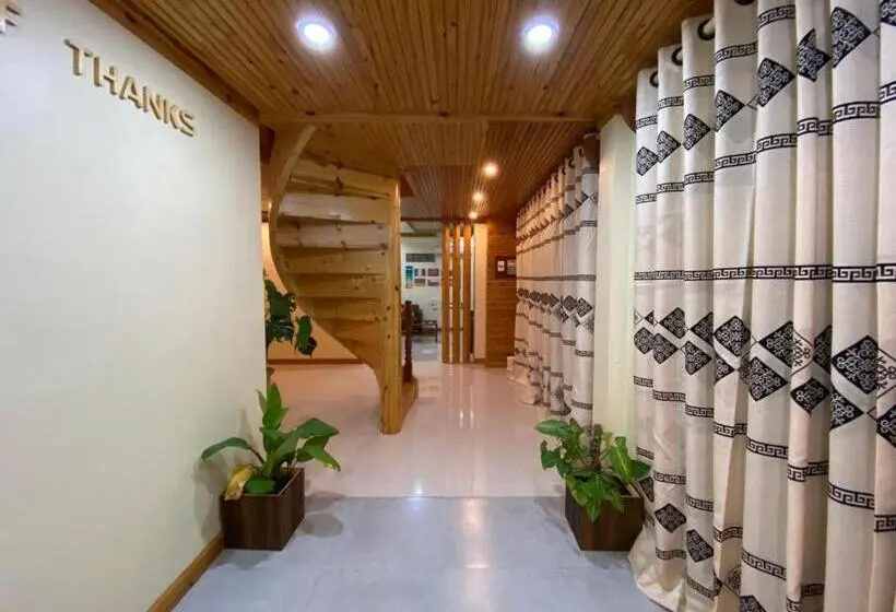 پانسیون Mariana Inn