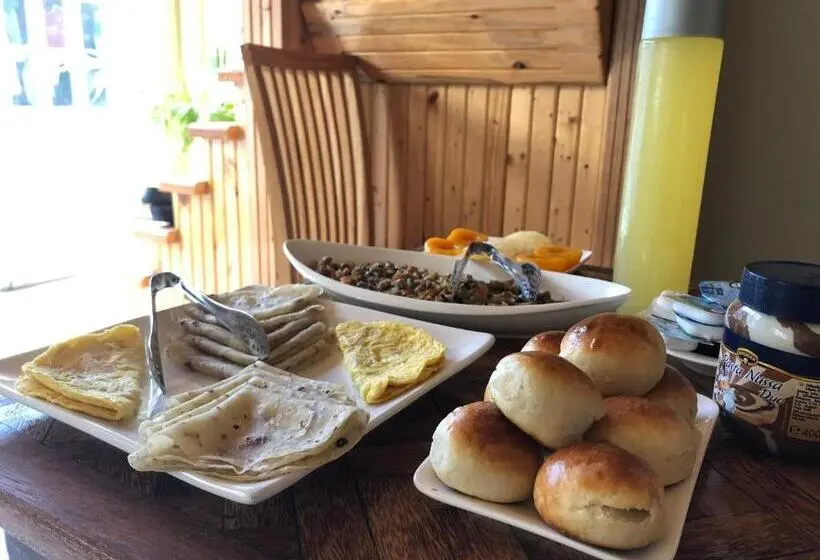 پانسیون Mariana Inn