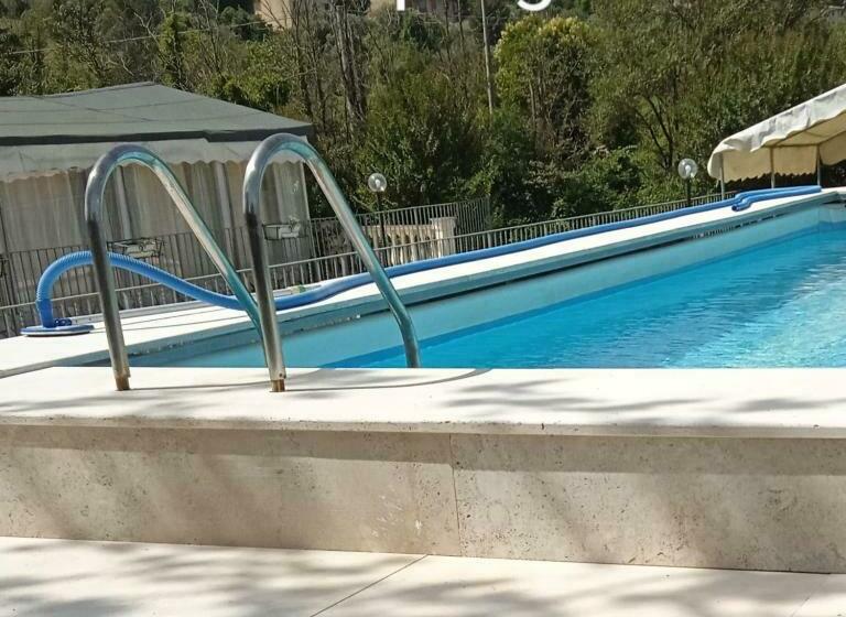 膳宿费 Villa Paradise Resort