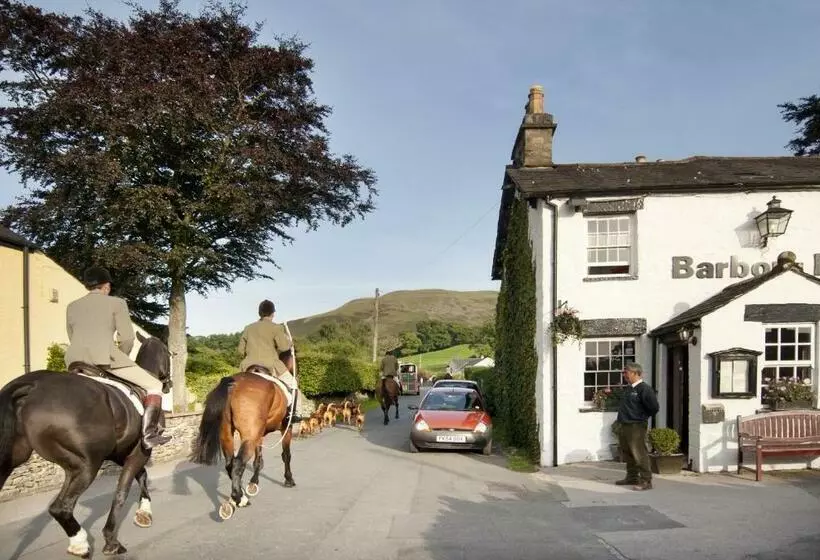 Retkeilymaja Barbon Inn