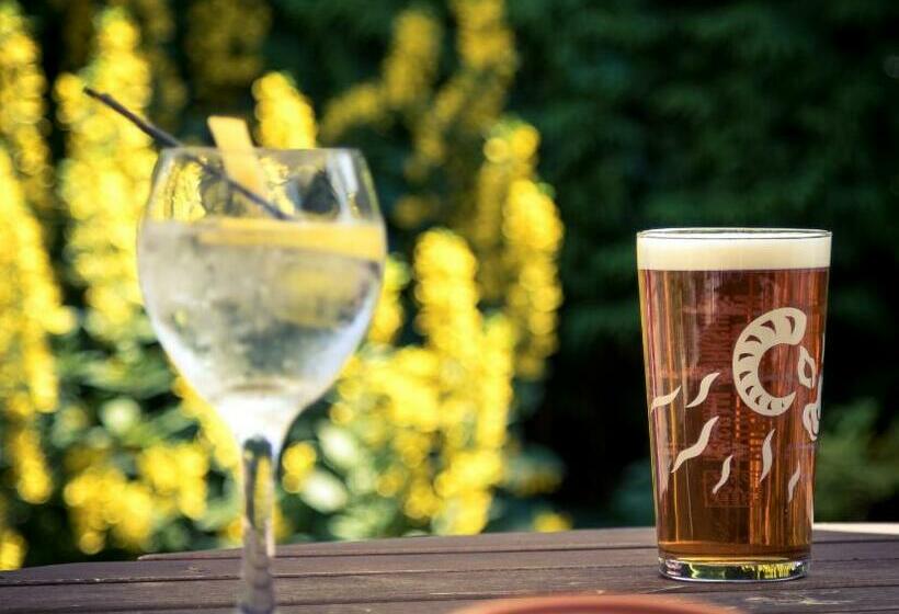 ユースホステル Barbon Inn