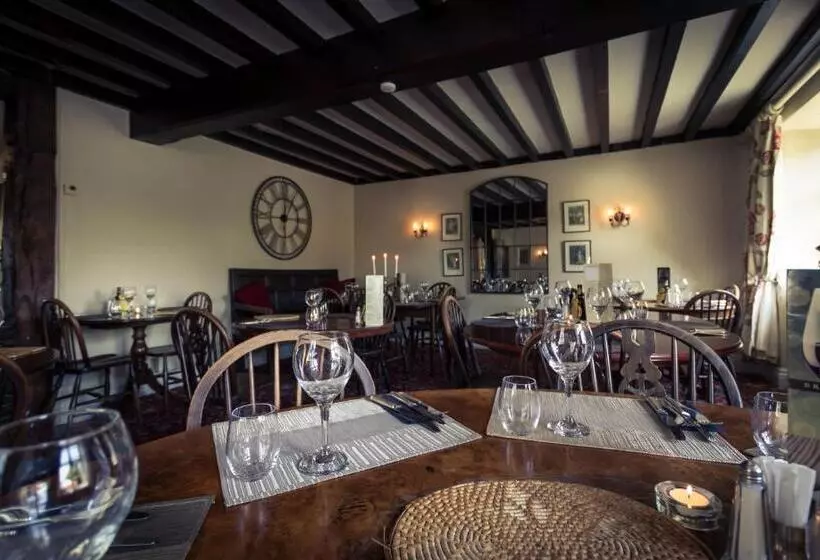 Retkeilymaja Barbon Inn