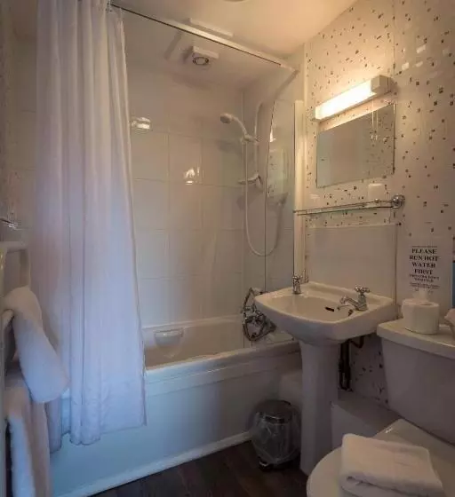 Retkeilymaja Barbon Inn