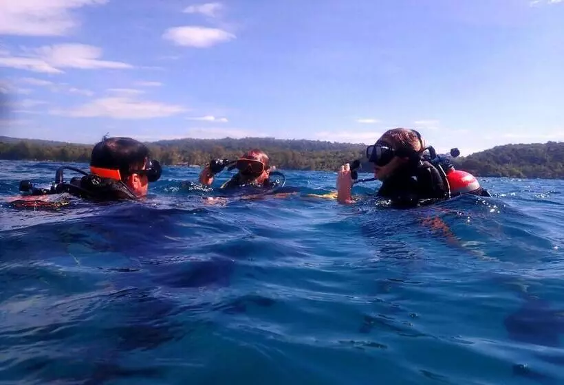 Retkeilymaja Bb Dorm Koh Kood