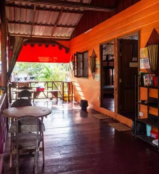 Retkeilymaja Bb Dorm Koh Kood