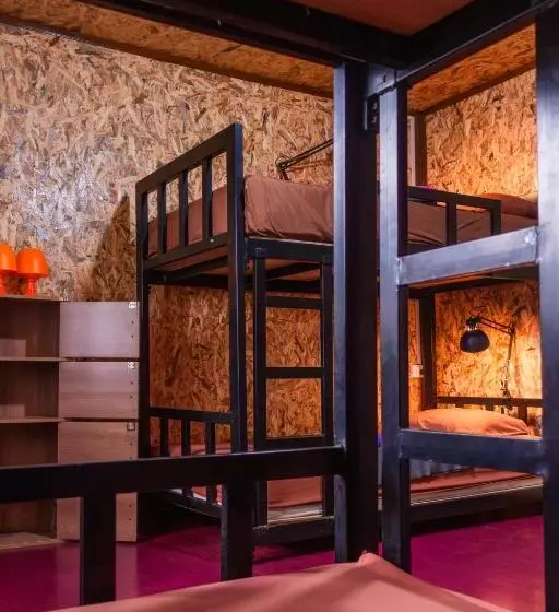 Retkeilymaja Bb Dorm Koh Kood