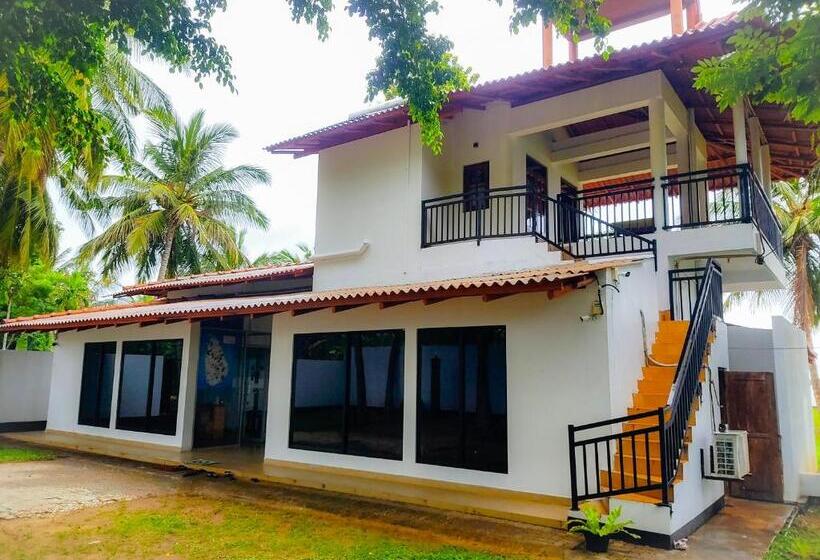 צימר Lake View Cottage